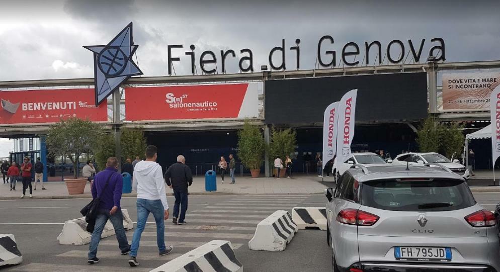La Maison Nel Cuore Di Genova Free Parking Exterior photo
